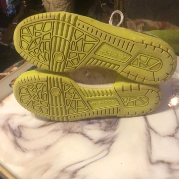 Jeremy Scott adidas high tops - Picture 4 of 5